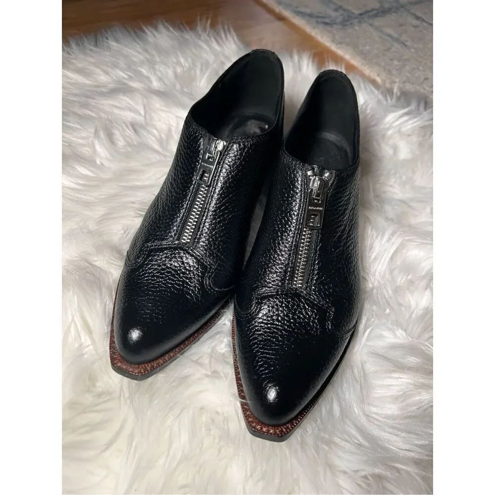 Coach Bandit Zip Pebble Booties size 5.5 black leather with zipper upfront